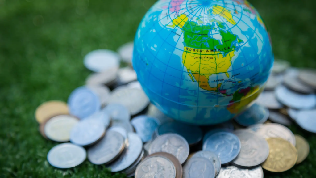 Trump Inauguration January 2025 Ubah Politik Global Amerika: Ancaman atau Peluang Besar bagi Indonesia?