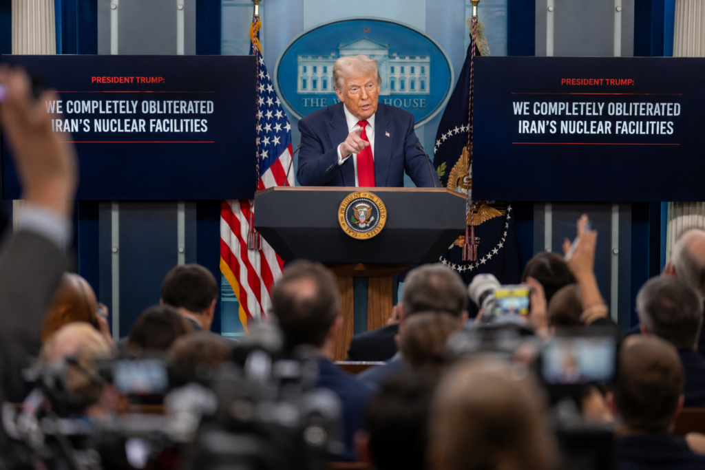 CIA: Iran Masih Punya 70% Rudal, Klaim Trump "Sudah Hancur" Diragukan
